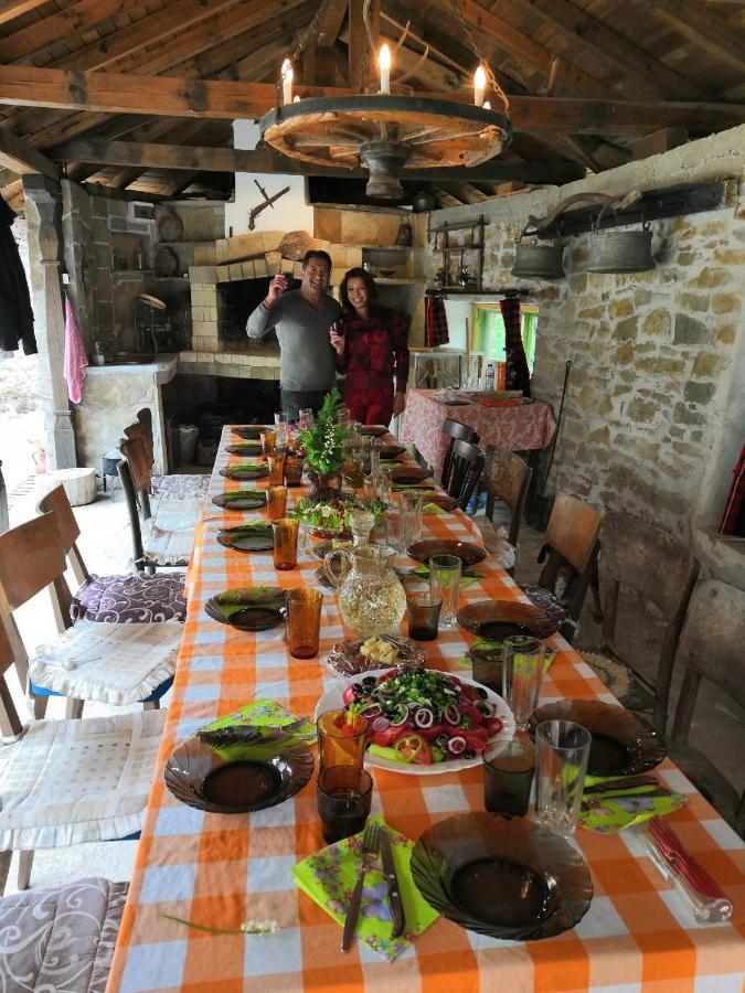 Къща За Гости Чичарите Gabrovo Eksteriør billede